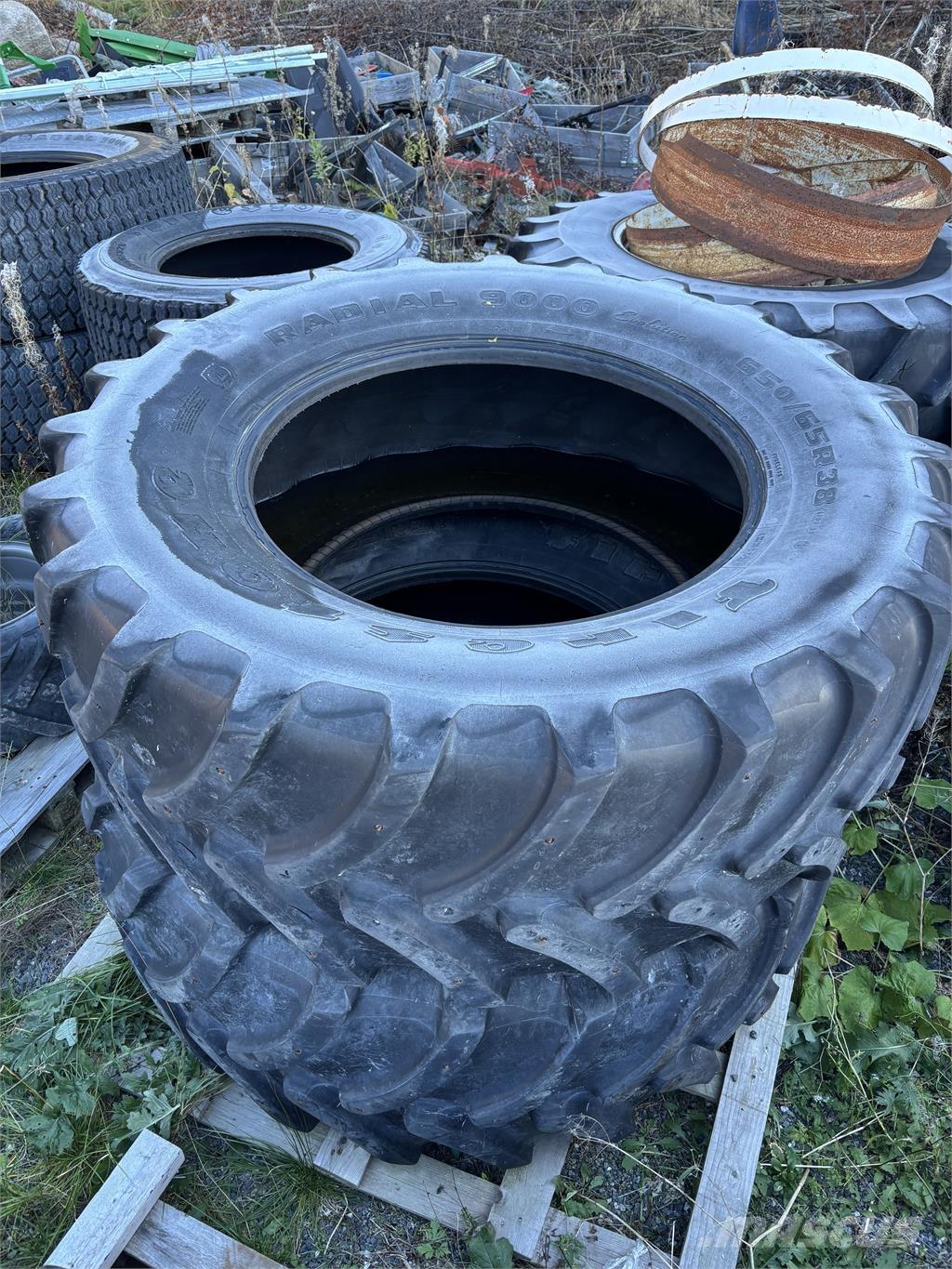 Firestone Dubbade däck Колелета/Гуми