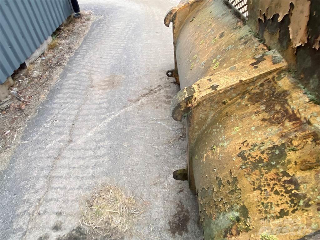  GRUSSKOPA LILLA BM Друг прикачен инвентар и компоненти