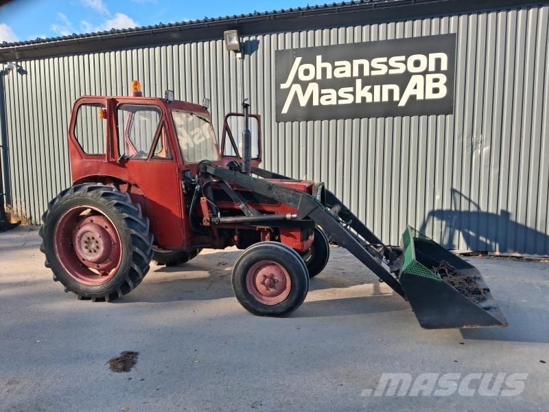 International 414 Трактори