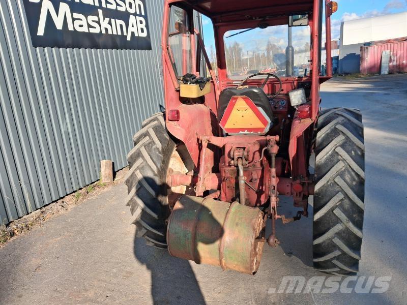 International 414 Трактори