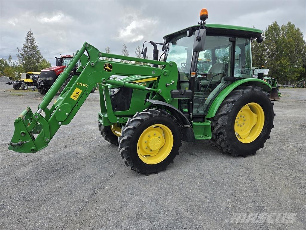 John Deere 5075E Трактори