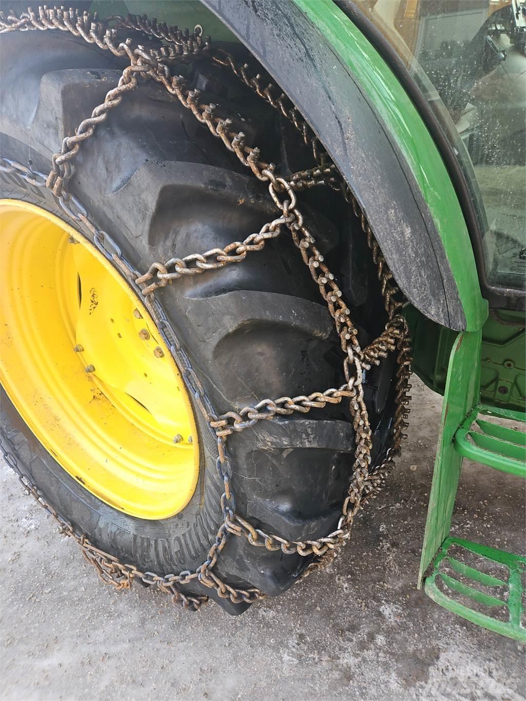 John Deere 5115M Трактори