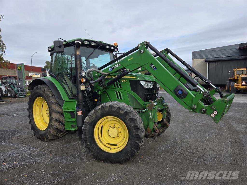 John Deere 6125R Трактори