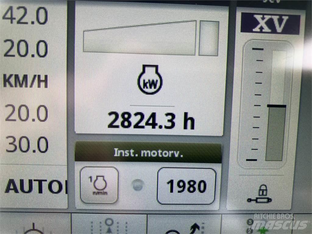 John Deere 6155R Трактори