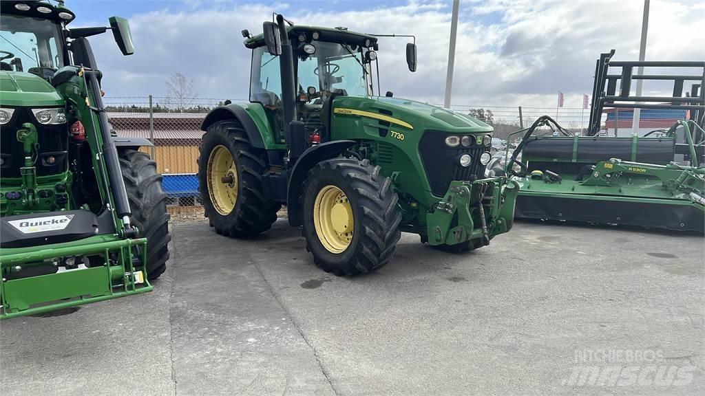 John Deere 7730 Трактори