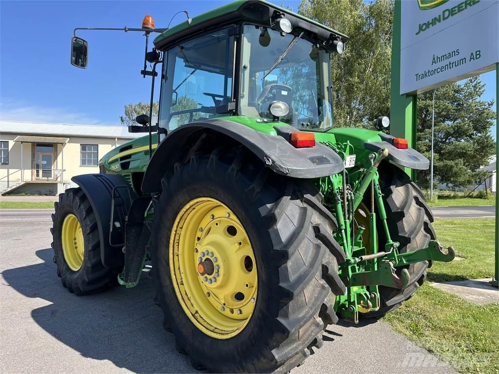 John Deere 7930 Трактори