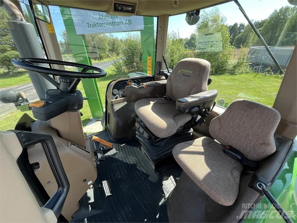 John Deere 7930 Трактори