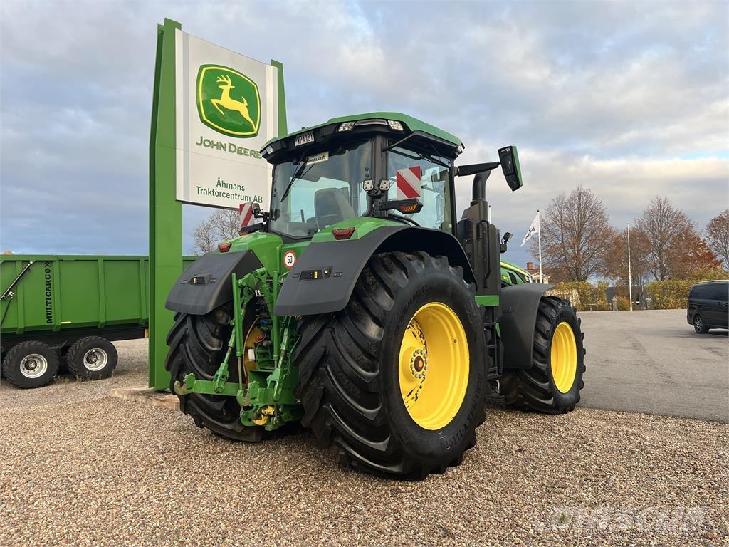 John Deere 8R 370 Трактори