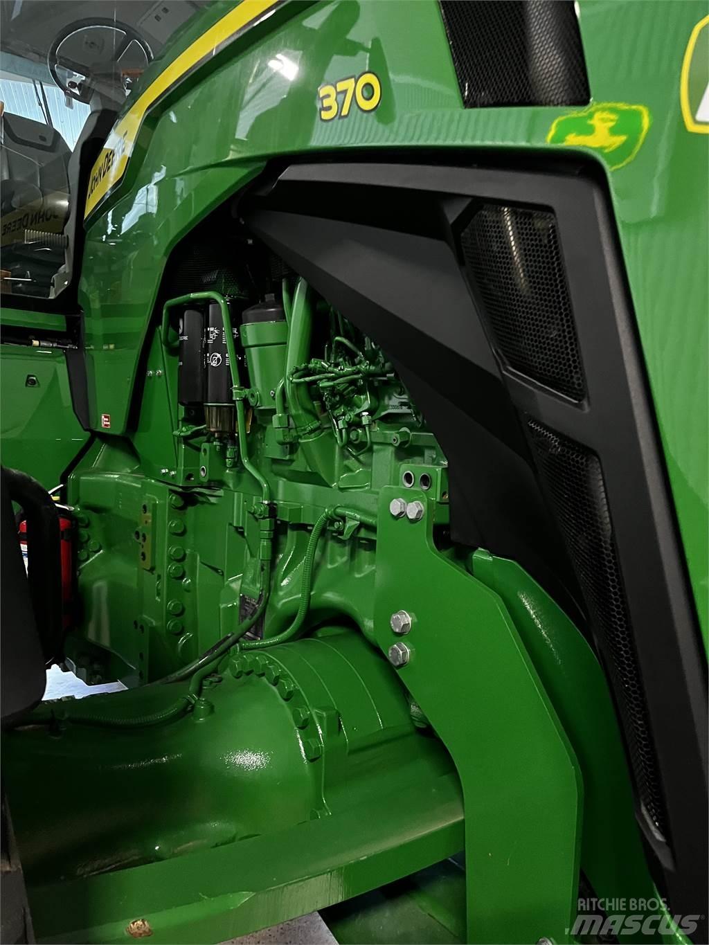 John Deere 8RX 370 Трактори