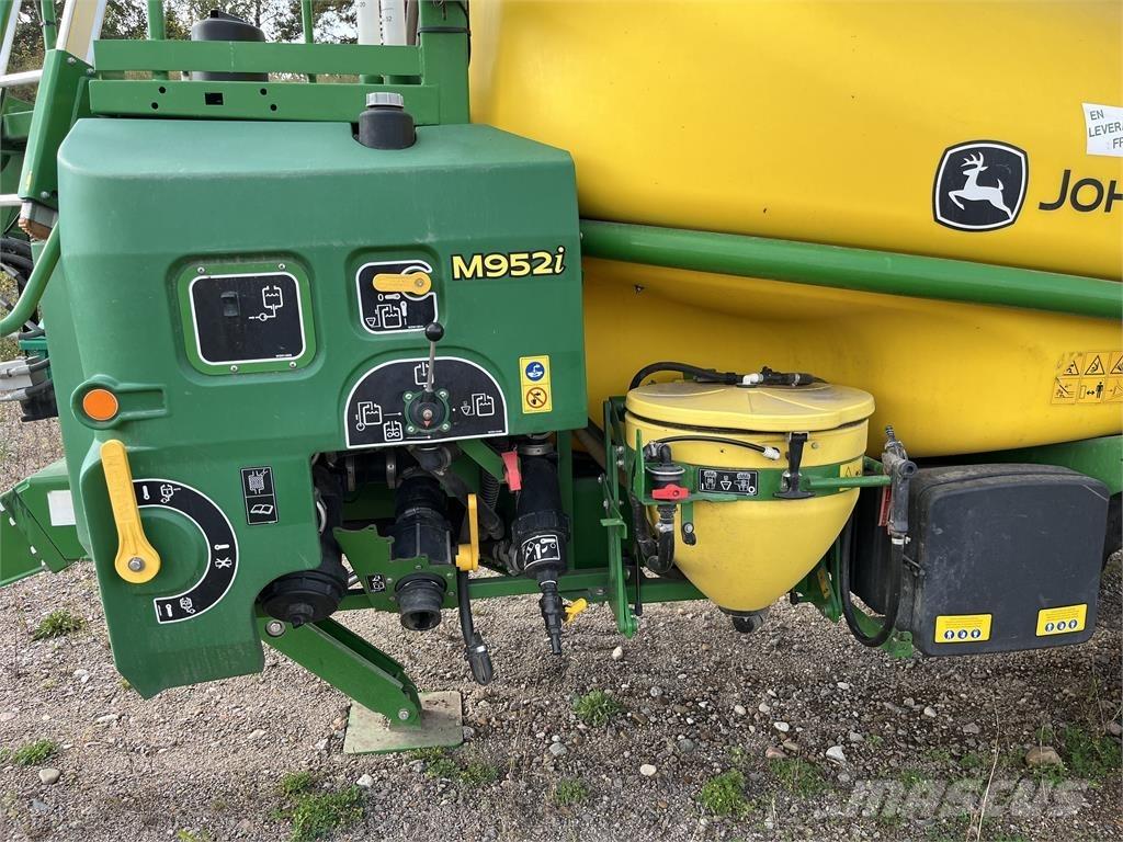 John Deere M952 Прикачни пръскачки
