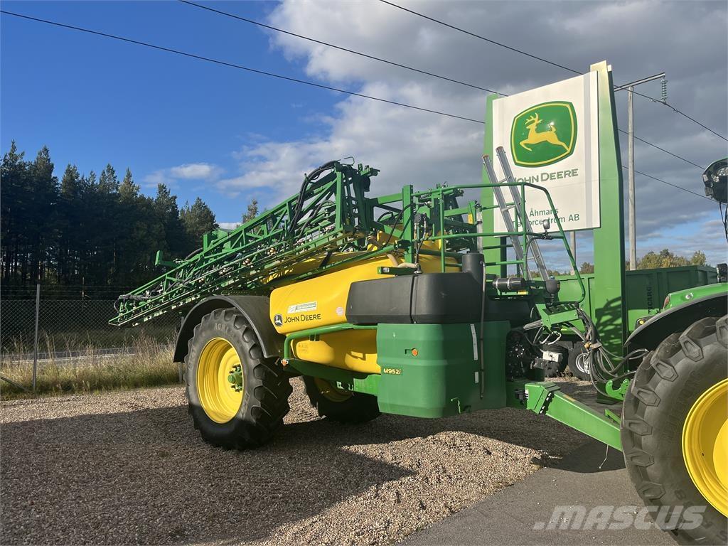 John Deere M952 Прикачни пръскачки
