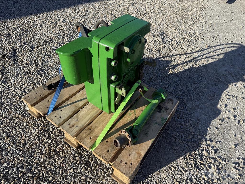 John Deere PTO Други машини за торене и аксесоари