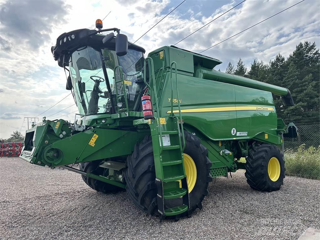 John Deere T550 Комбайни