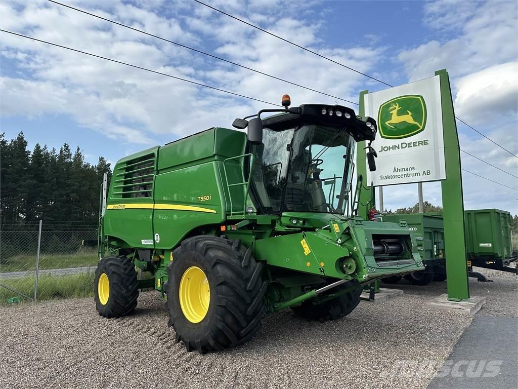 John Deere T550 Комбайни