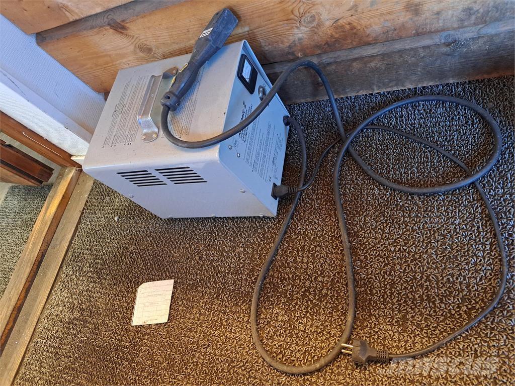 John Deere TE Gator Тракторни косачки