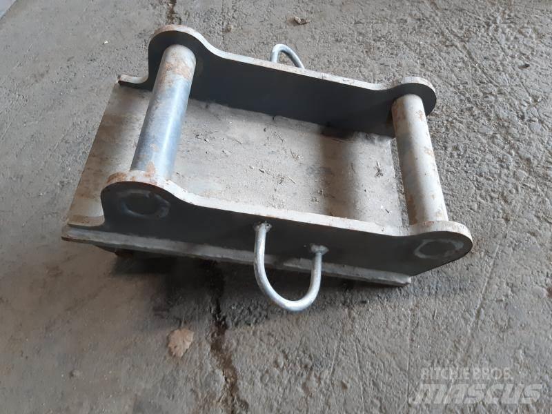  KOMBI GRIND S40 Верижен екскаватор