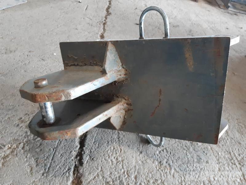  KOMBI GRIND S40 Верижен екскаватор