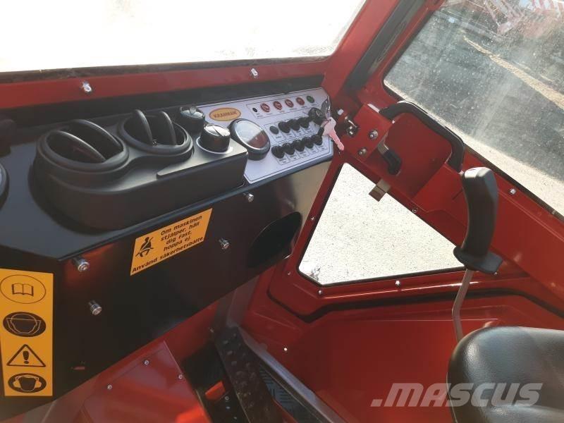 Kranman 660 PRO SKOTARE Товарач със заден ексватор