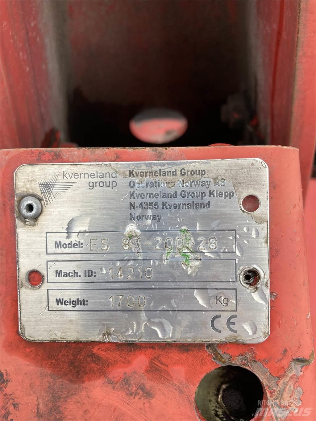 Kverneland ES85-200-5 Реверсивни плугове