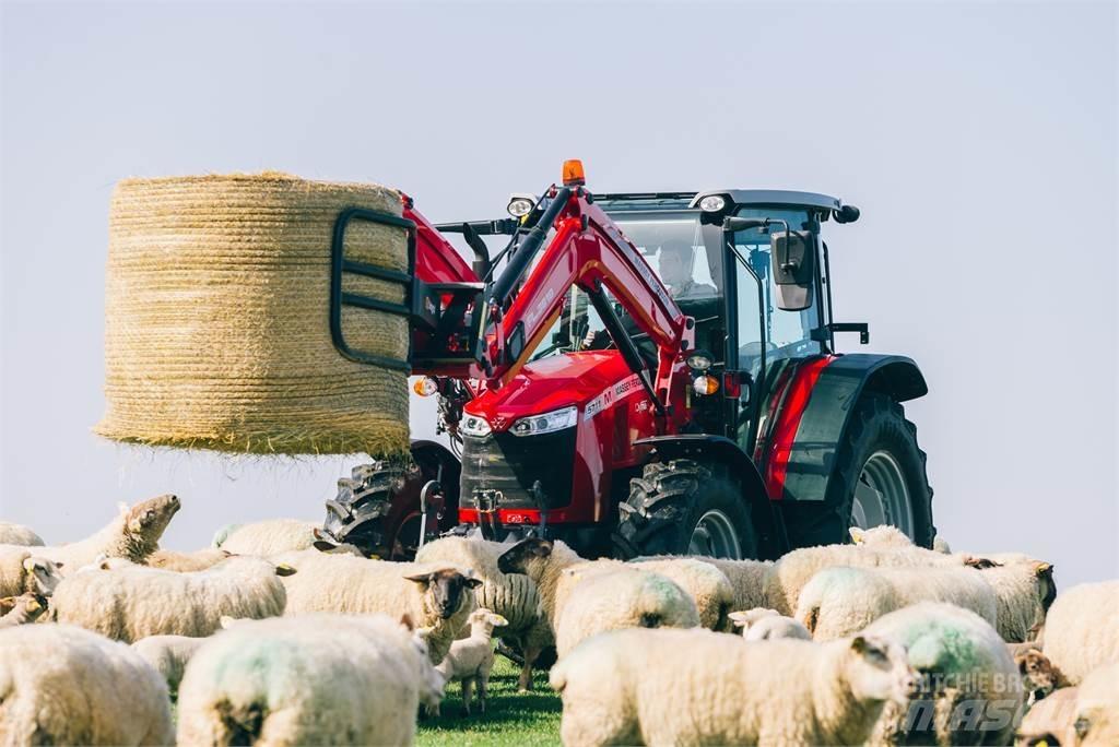 Massey Ferguson 5711M Трактори