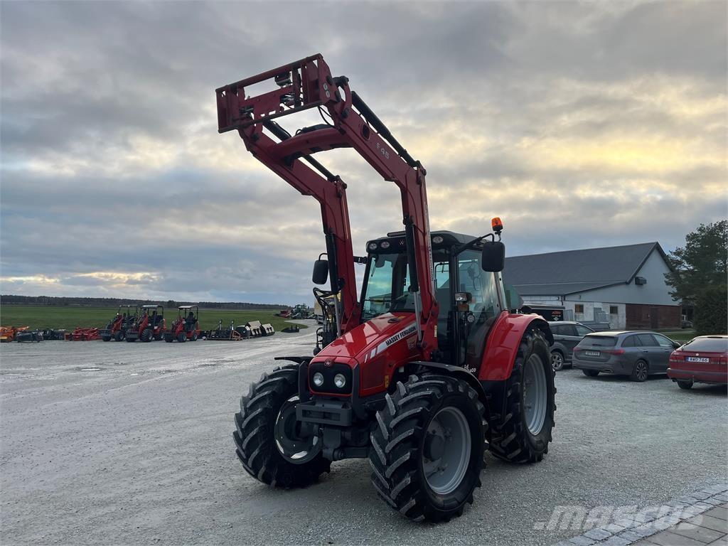 Massey Ferguson 6455 Трактори
