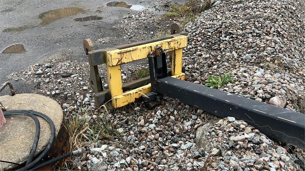  med kramer fäste Друг прикачен инвентар и компоненти