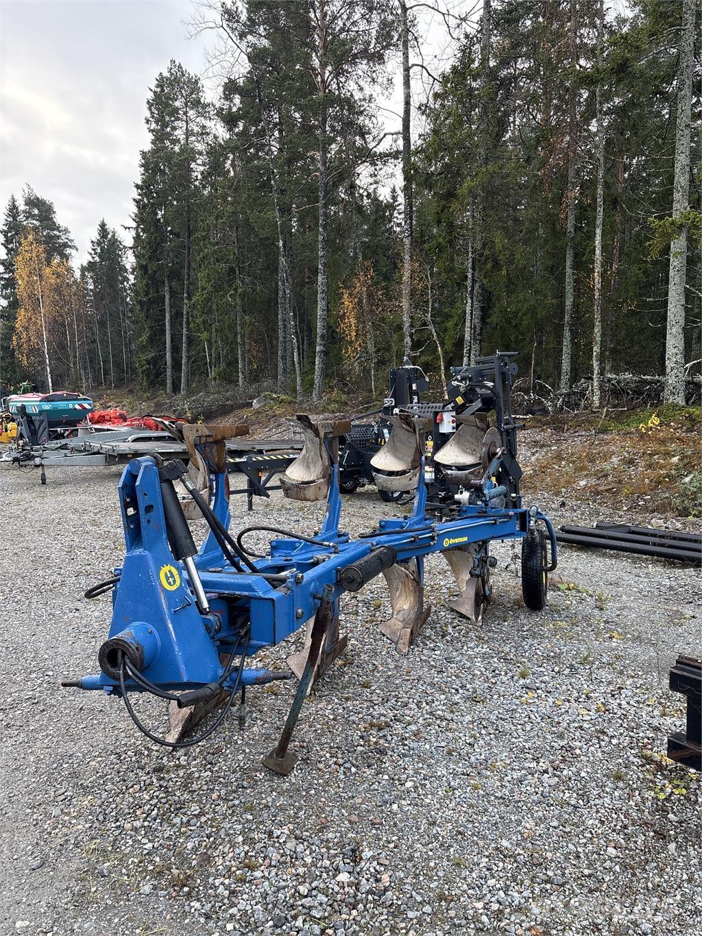 Överum CV 498 H Реверсивни плугове