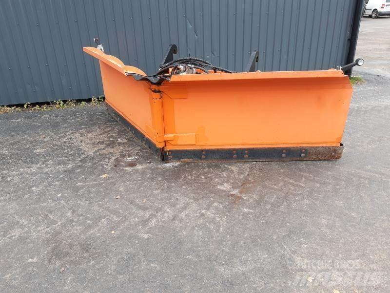 Pronar VIKPLOG 330 Друг прикачен инвентар и компоненти