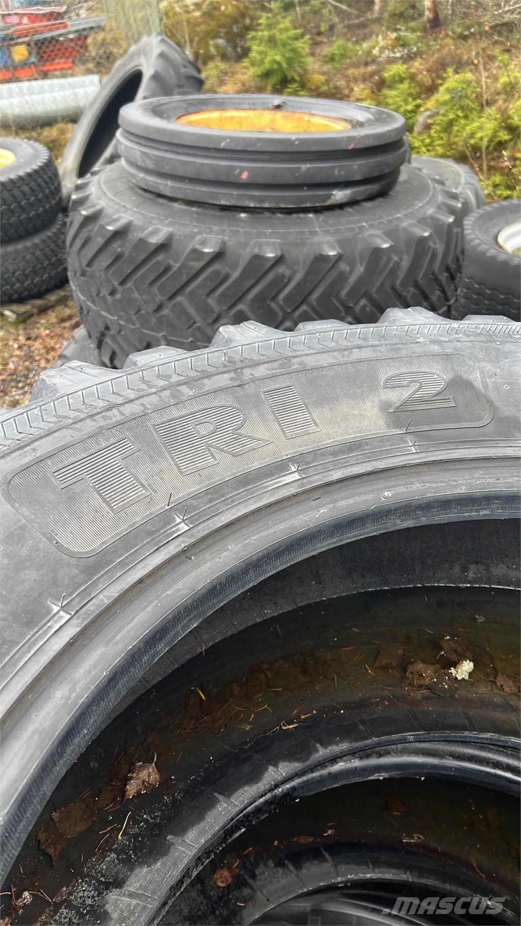  TRI2 Колелета/Гуми