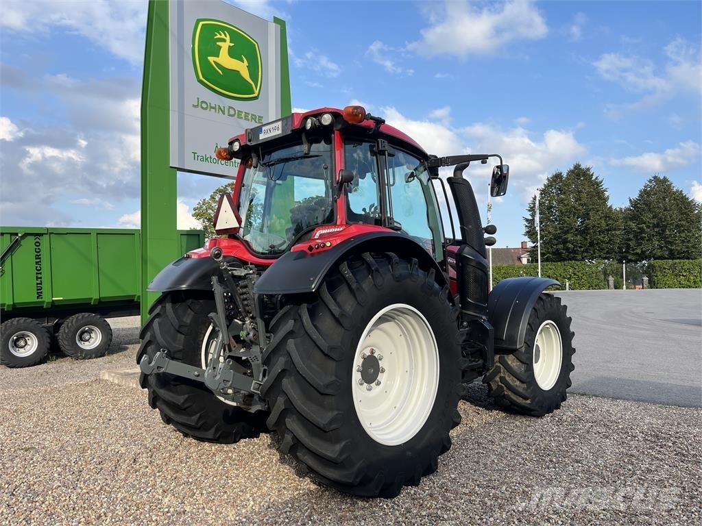Valtra N174 Трактори