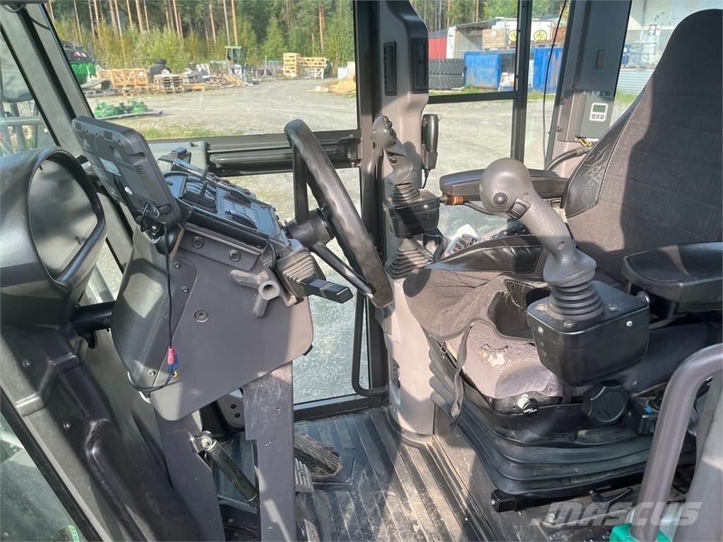 Volvo 976G Väghyvel Товарач със заден ексватор