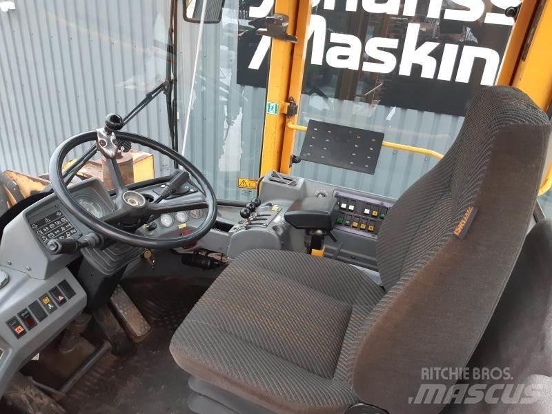 Volvo L90C Колесни товарачи