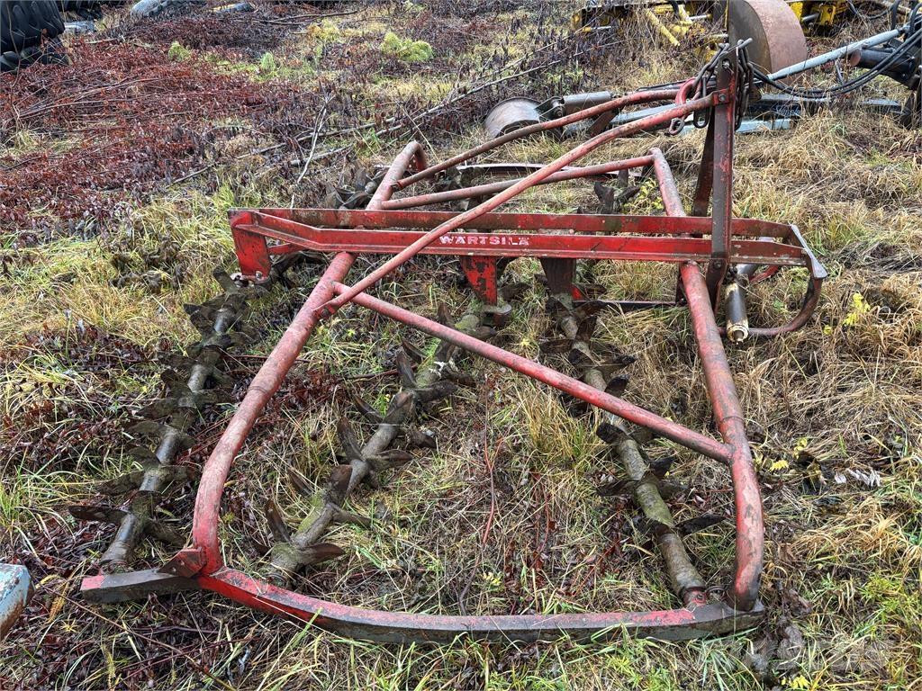 Wärtsilä Spadrullharv Други машини за оран и аксесоари