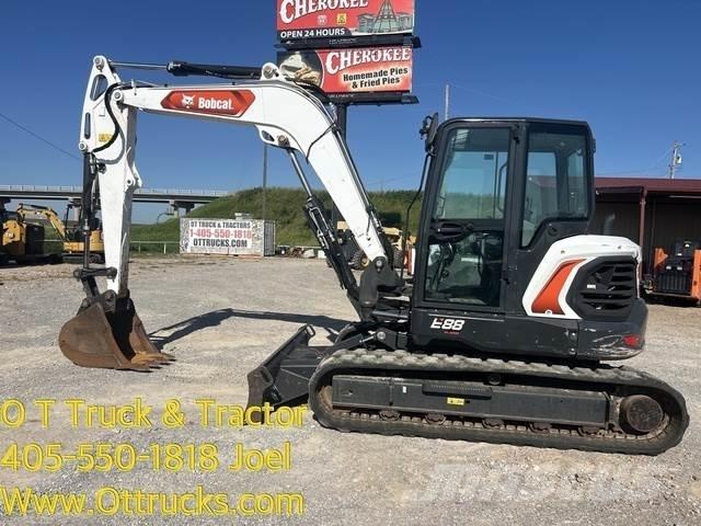 Bobcat E88 Средни екскаватори 7т - 12т
