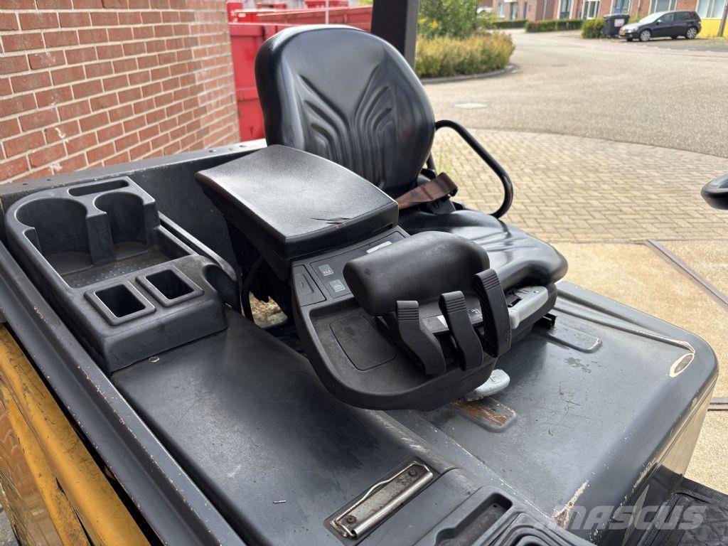 CAT 2EP5000 Електрически вилични кари-повдигачи