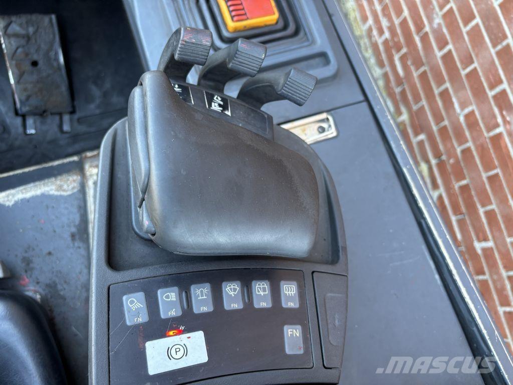 CAT 2EP5000 Електрически вилични кари-повдигачи