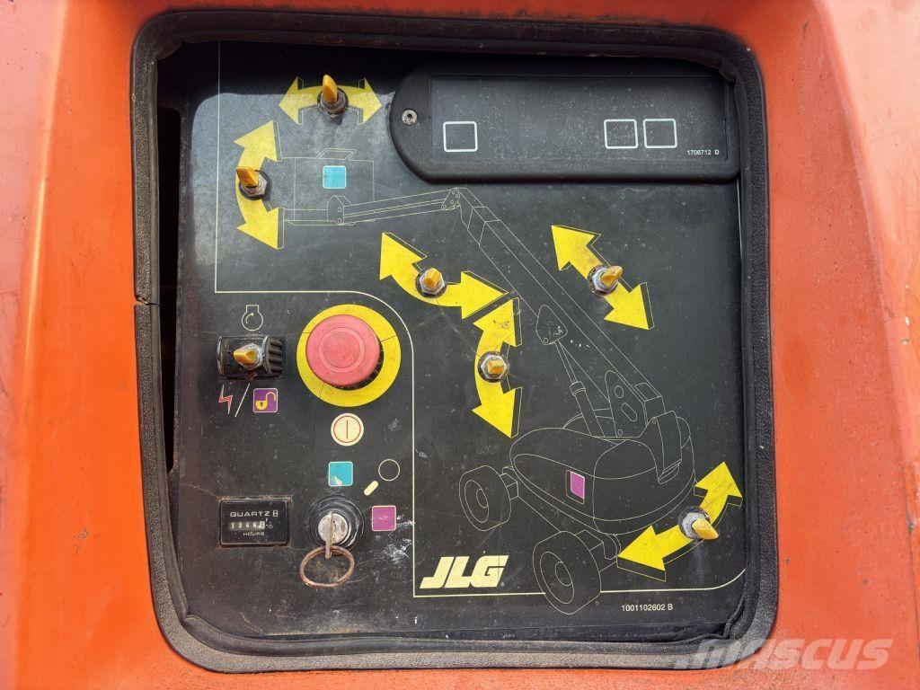 JLG 660 SJ Съчленени стрелови подемници