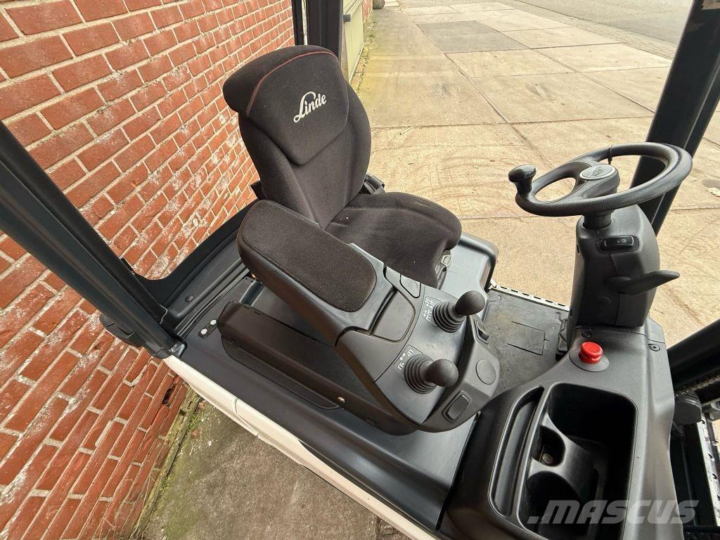 Linde E14-02 Електрически вилични кари-повдигачи