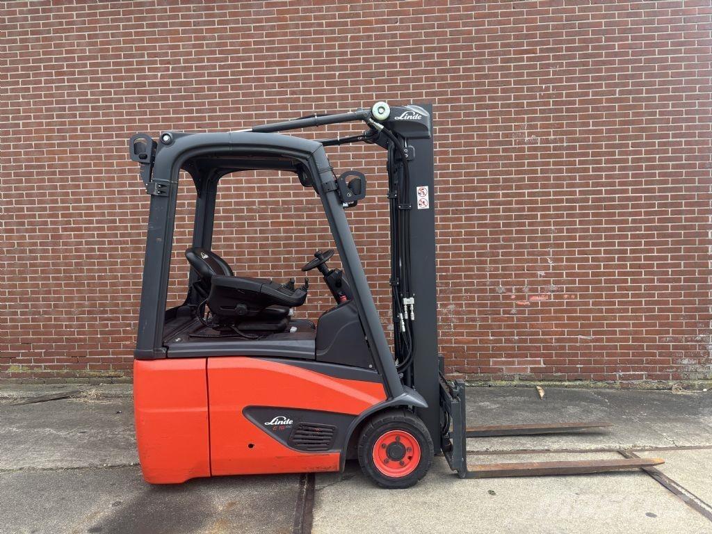 Linde E15-02 Електрически вилични кари-повдигачи