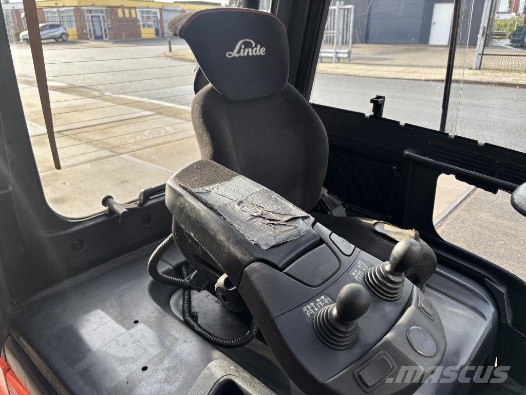 Linde E25-01 Електрически вилични кари-повдигачи