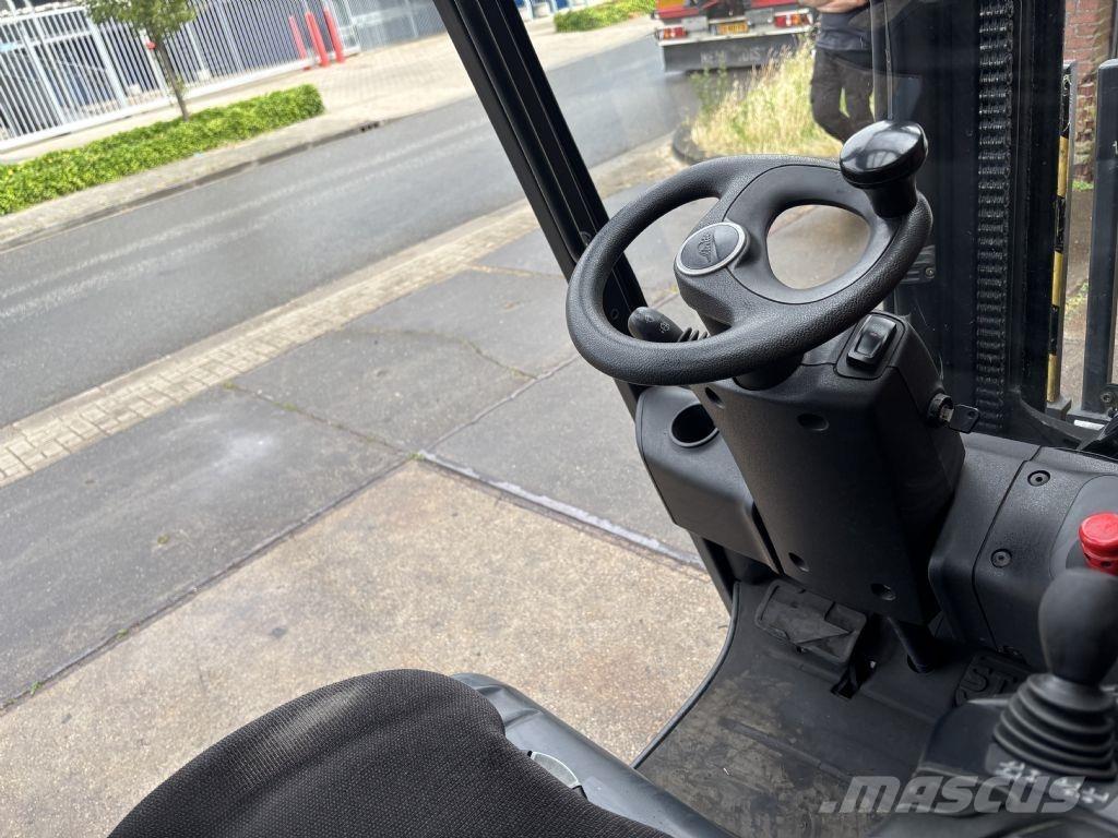 Linde E25HL-01/600 Електрически вилични кари-повдигачи