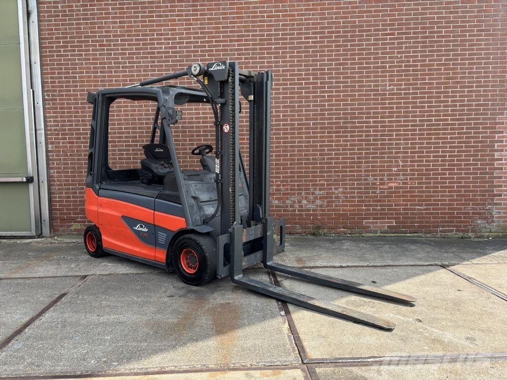 Linde E25L-01 Електрически вилични кари-повдигачи
