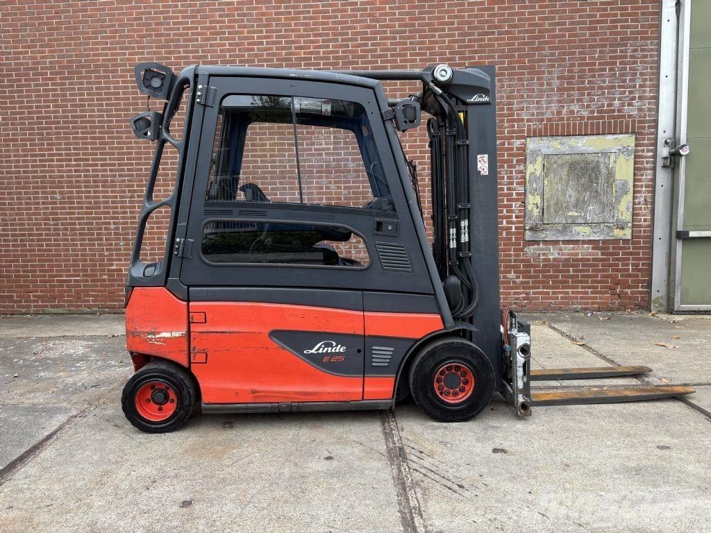 Linde E25L-01 Електрически вилични кари-повдигачи