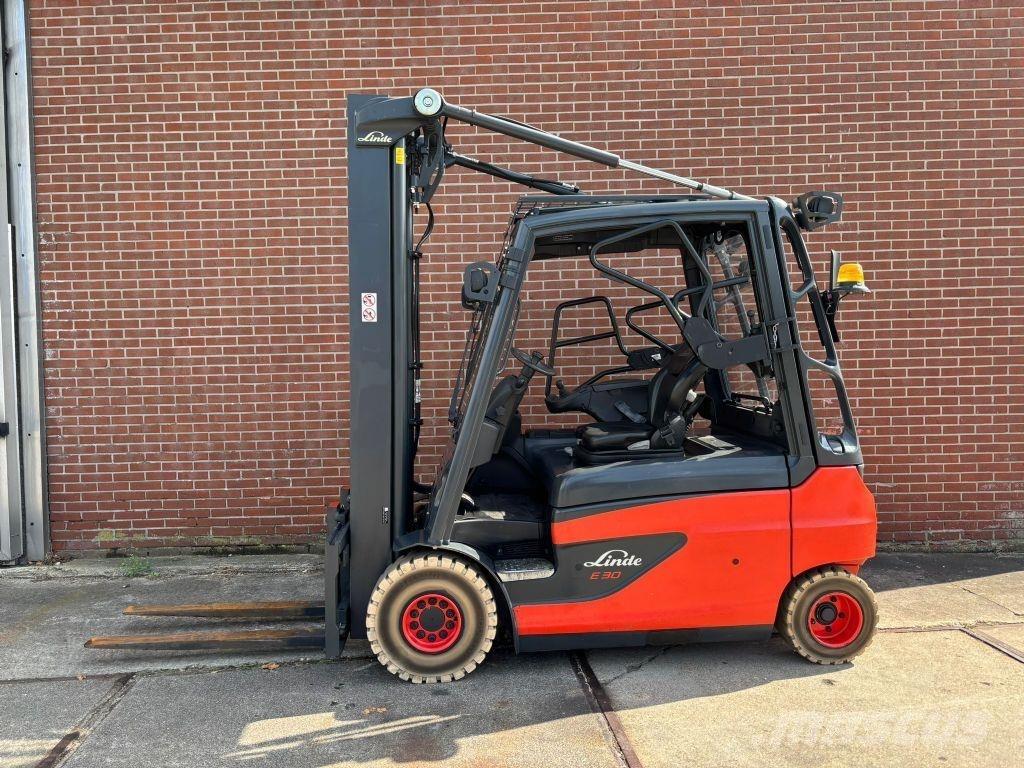 Linde E30L-01 Електрически вилични кари-повдигачи