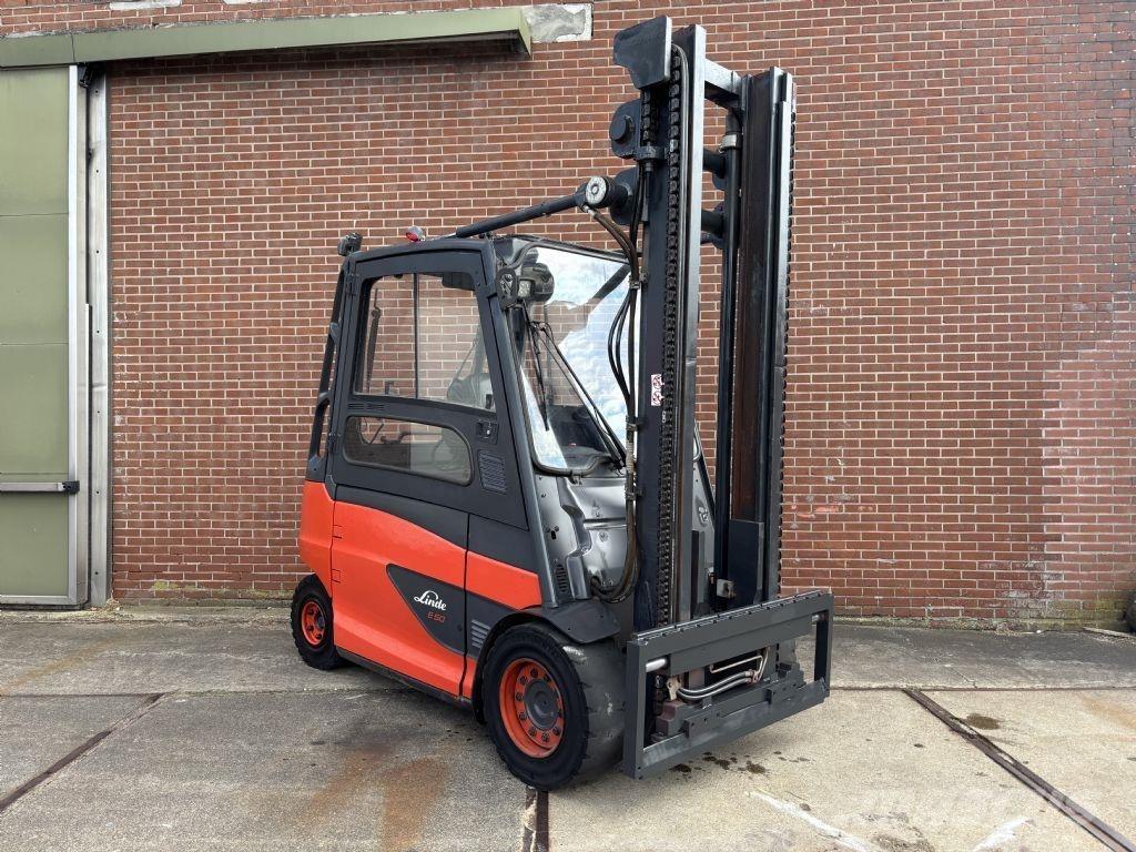 Linde E50HL-01/600 Електрически вилични кари-повдигачи