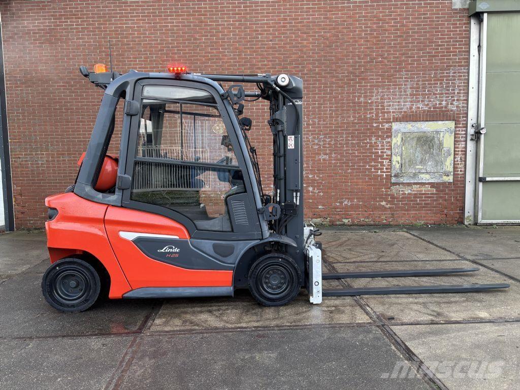 Linde H25T-01 Камиони с АГУ