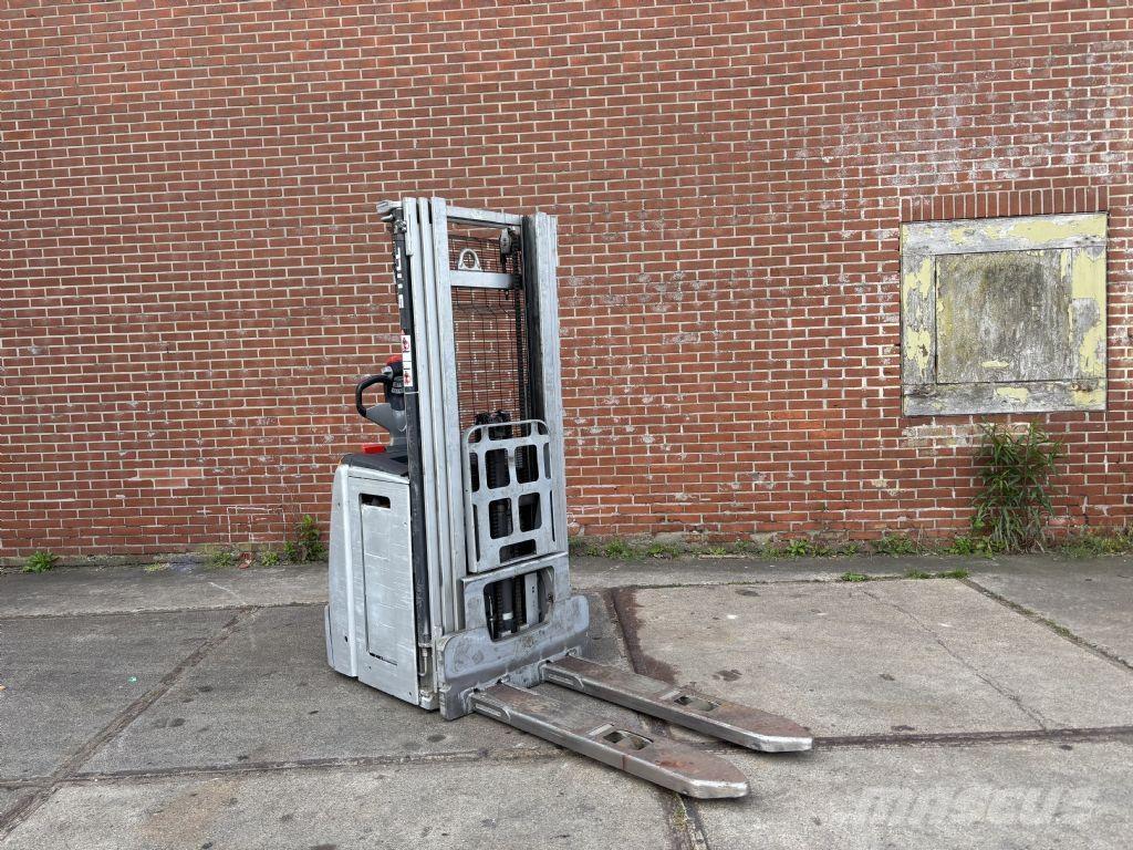 Still EXV 14 Колички високоповдигачи с теглич