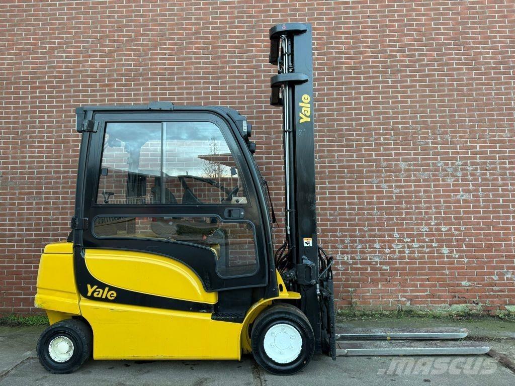 Yale ERP35VL F2945 Електрически вилични кари-повдигачи