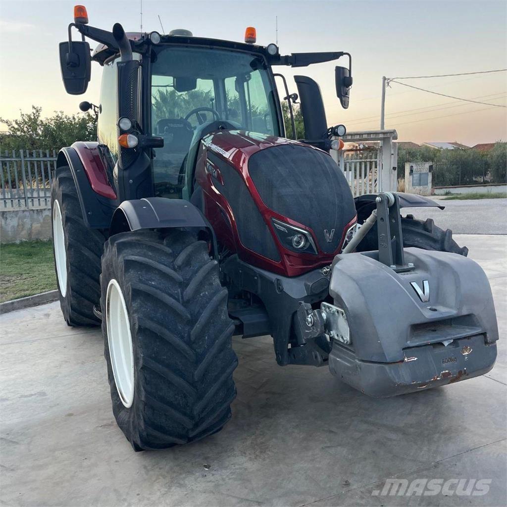 Valtra N174 Трактори