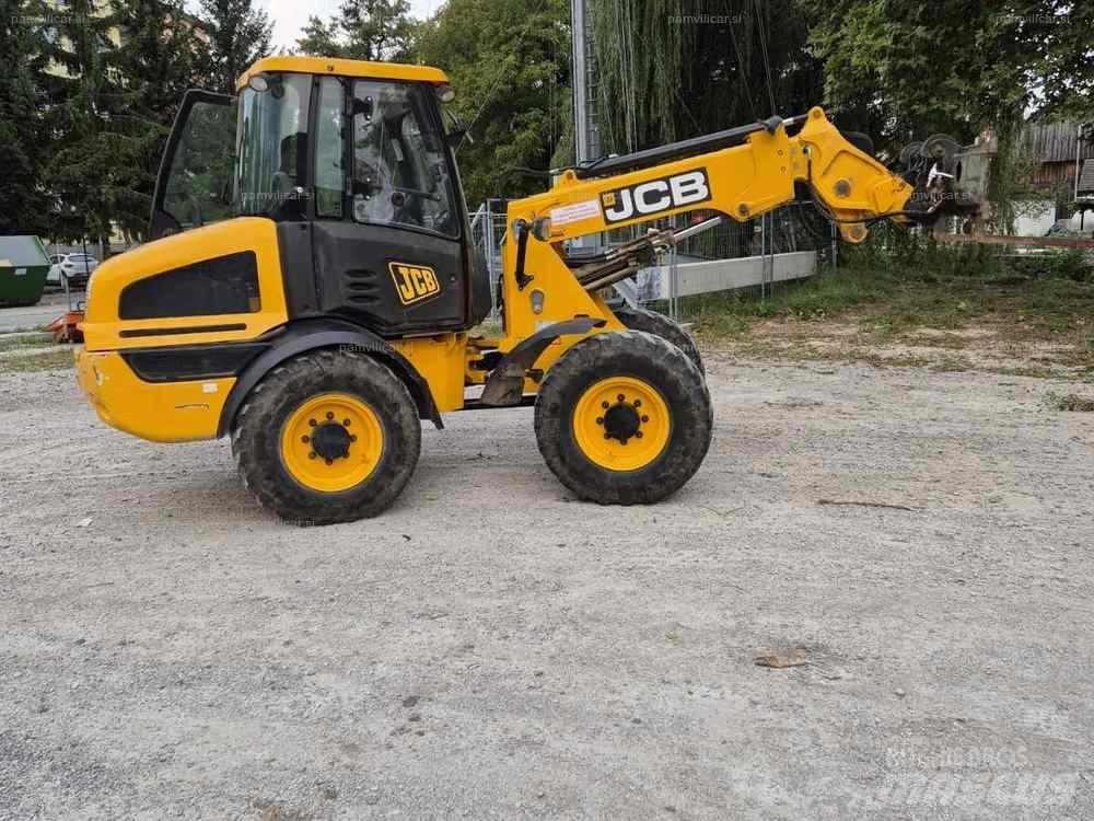 JCB TM220 T4 C Вилични кари-повдигачи - други